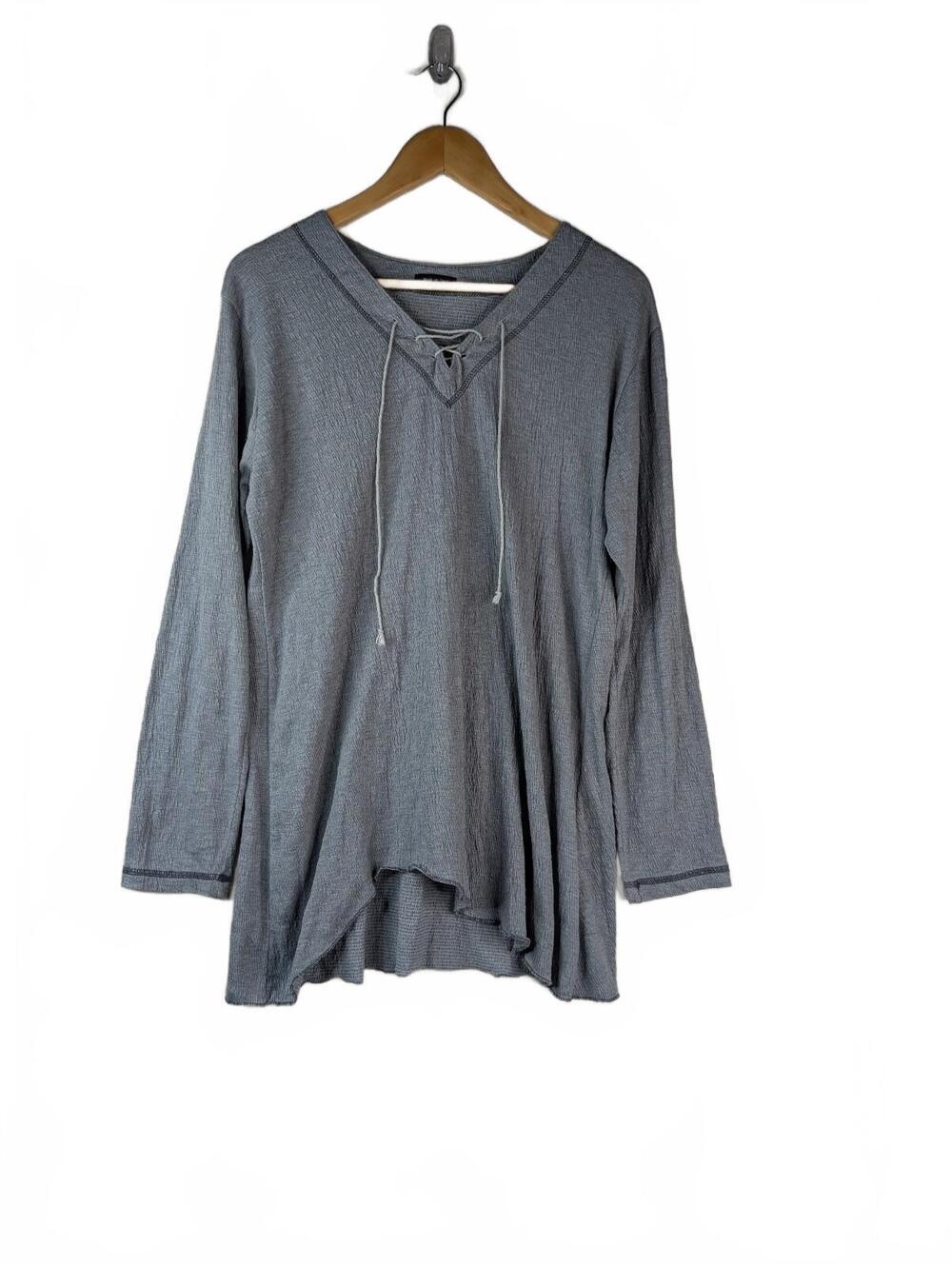 Yak n Yeti Grey Textured Long-Sleeve Lace-Up Tunic Shirt Medium